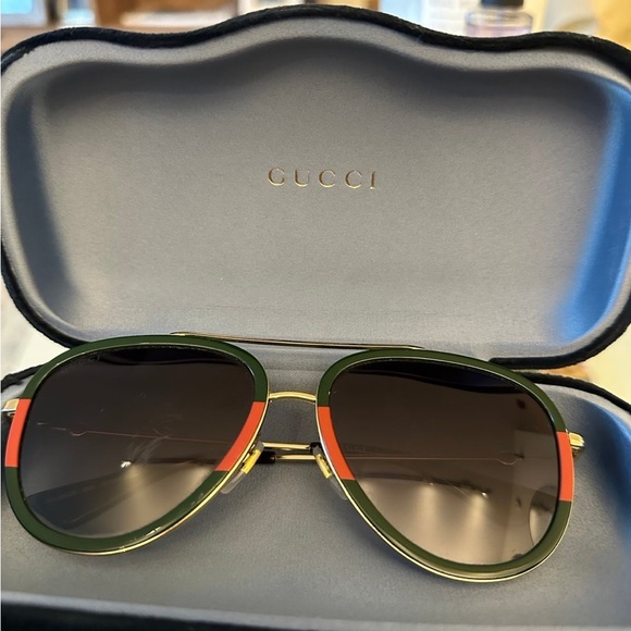 GUCCI AVIATOR METAL SUNGLASSES - Picture 1 of 6